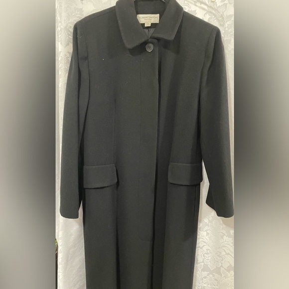 Albert Nipon Jackets & Blazers - Albert Nipon women’s long coat 80% wool 20% cashmere size 12 Pettit